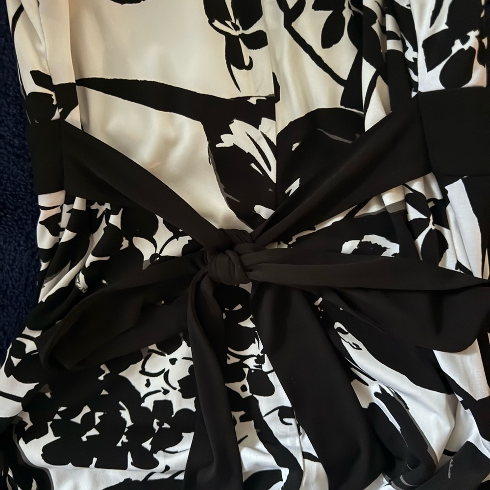 Speckless Black and White Floral Dress size large - Picture 2 of 7